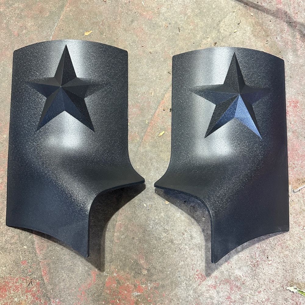 Jeep Wrangler Black Star-Embellished Arm Cowling Covers